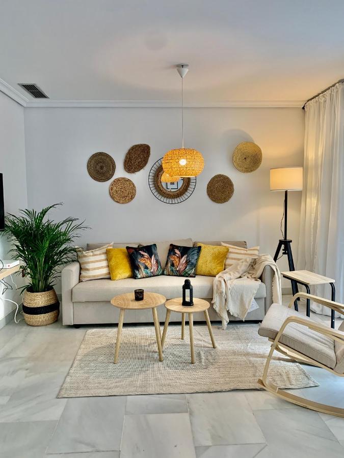 Homely Malaga Larios Exterior foto
