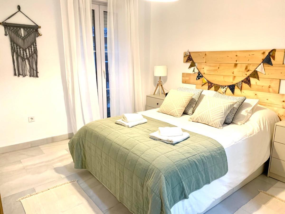 Homely Malaga Larios Exterior foto
